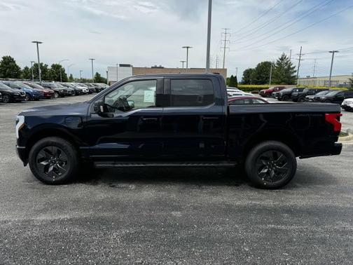 2025 Ford F-150 Lightning Flash
