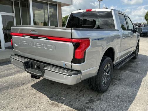 2025 Ford F-150 Lightning LARIAT