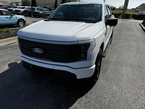 2025 Ford F-150 Lightning Flash