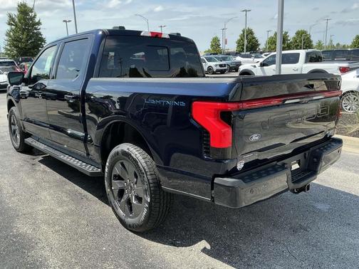 2025 Ford F-150 Lightning LARIAT