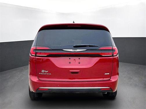 2025 Chrysler Pacifica L