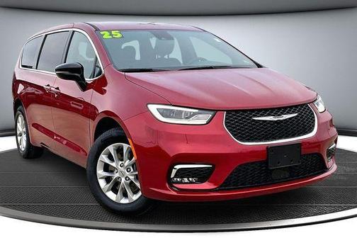 2025 Chrysler Pacifica L
