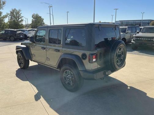 2025 Jeep Wrangler Sport