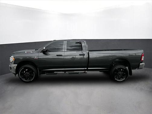 2020 RAM 2500 Tradesman Crew Cab 4X4 8' Box
