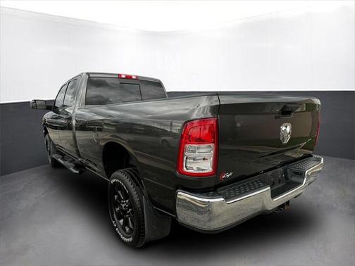 2020 RAM 2500 Tradesman Crew Cab 4X4 8' Box