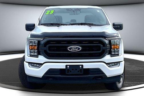 Oxford White 2023 Ford F-150 XLT