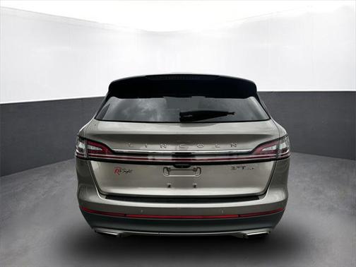 2019 Lincoln Nautilus Select
