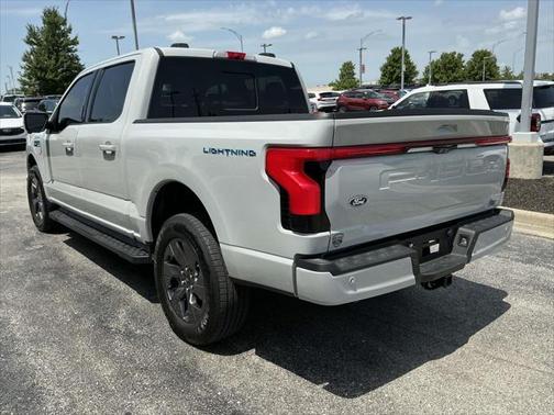 2024 Ford F-150 Lightning LARIAT