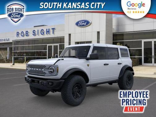 Oxford White 2026 Ford Bronco Badlands