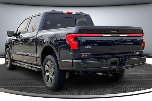 2024 Ford F-150 Lightning LARIAT