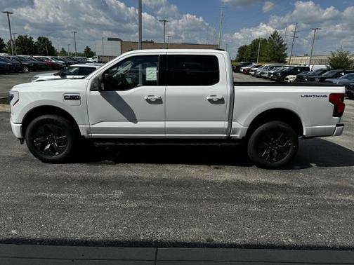 2025 Ford F-150 Lightning Flash