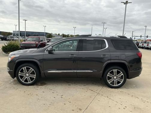 2018 GMC Acadia Denali