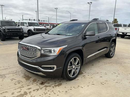 2018 GMC Acadia Denali