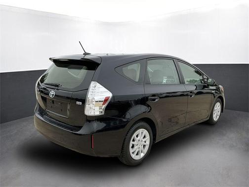 2012 Toyota Prius v Two