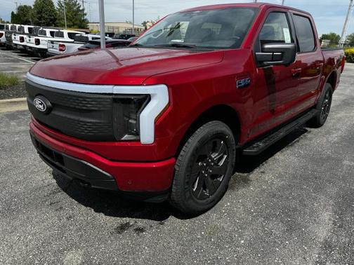 2025 Ford F-150 Lightning Flash
