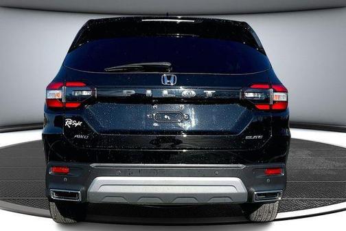 2023 Honda Pilot AWD Elite