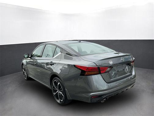 2024 Nissan Altima SR Intelligent AWD