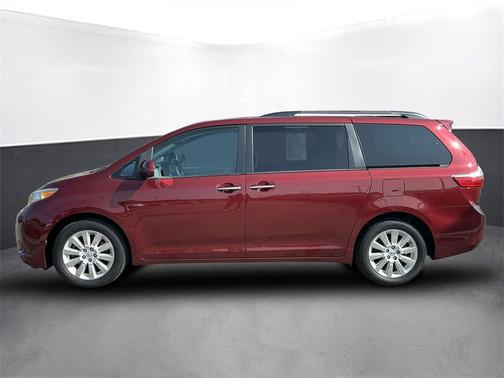 2015 Toyota Sienna XLE