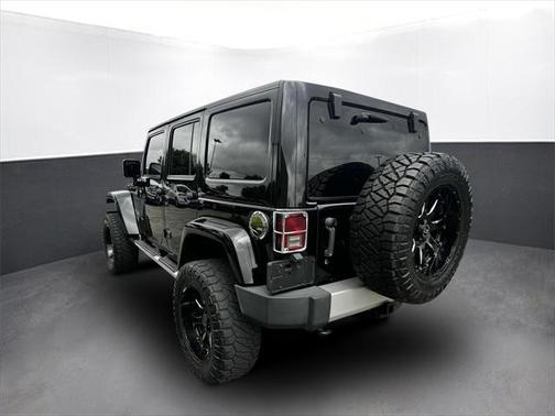2012 Jeep Wrangler Unlimited Sahara