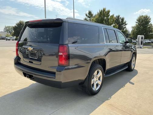 2018 Chevrolet Suburban LT
