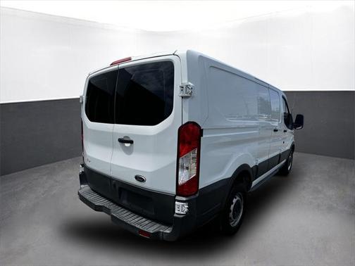 2018 Ford Transit-250 Base