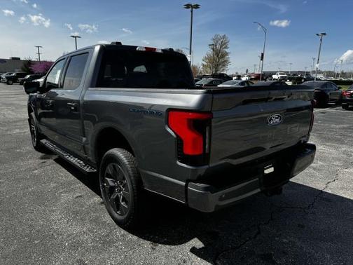 2025 Ford F-150 Lightning Flash
