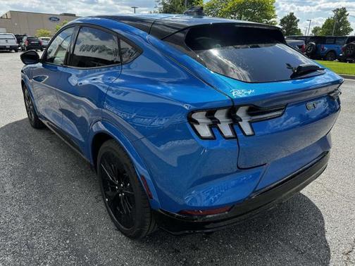 2025 Ford Mustang Mach-E GT