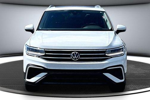 Pure White 2024 Volkswagen Tiguan 2.0T SE 4MOTION