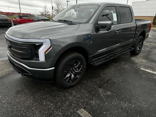 2025 Ford F-150 Lightning LARIAT