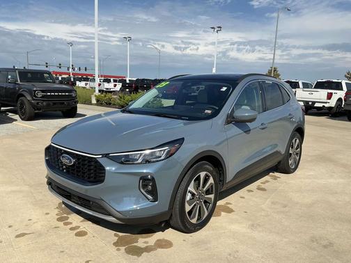 2023 Ford Escape Platinum
