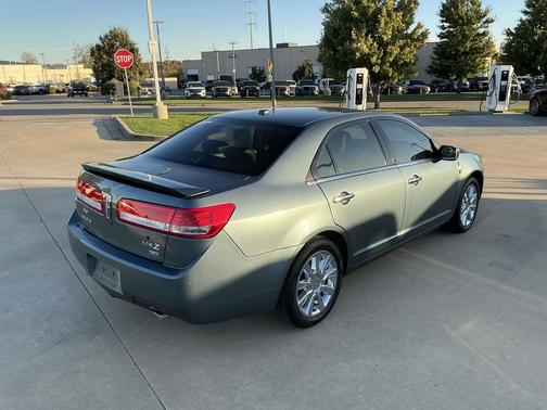2012 Lincoln MKZ Base