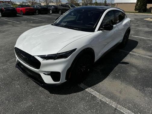 2025 Ford Mustang Mach-E Premium