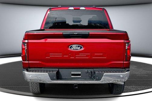 RUBY RED METALLIC TINTED CC 2026 Ford F-150 XLT