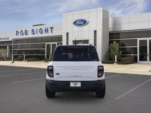 Oxford White 2026 Ford Bronco Sport Outer Banks