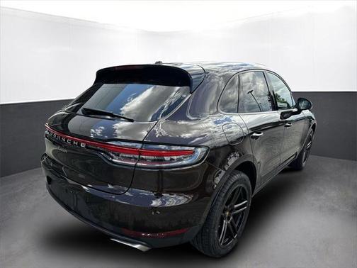 2021 Porsche Macan Base