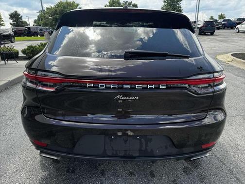 2021 Porsche Macan Base