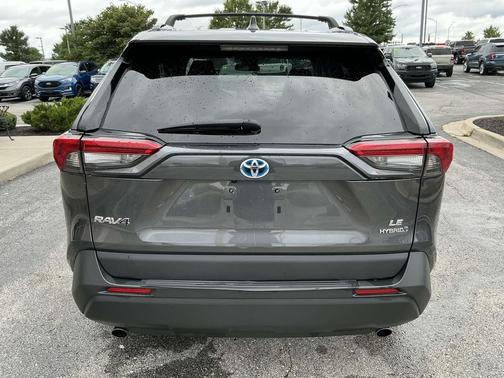 2022 Toyota RAV4 Hybrid LE