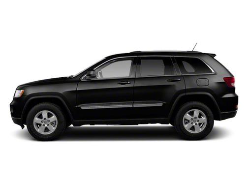 Brilliant Black Crystal Pearlcoat 2013 Jeep Grand Cherokee Laredo