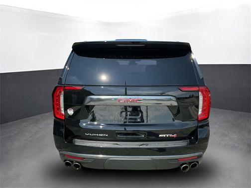 2022 GMC Yukon XL 4WD AT4