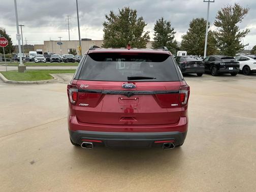 2017 Ford Explorer sport