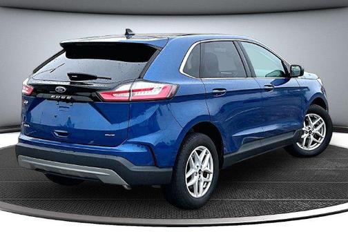 Blue Metallic 2024 Ford Edge SEL