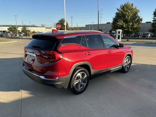 2021 GMC Terrain SLT