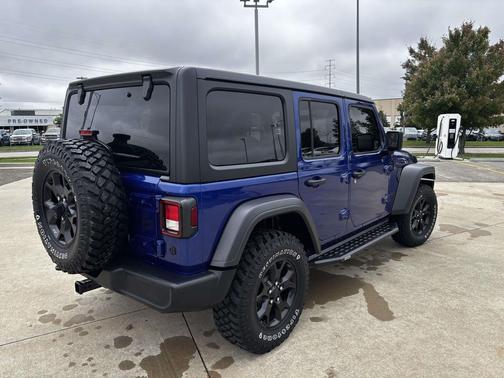2020 Jeep Wrangler Unlimited Willys 4X4