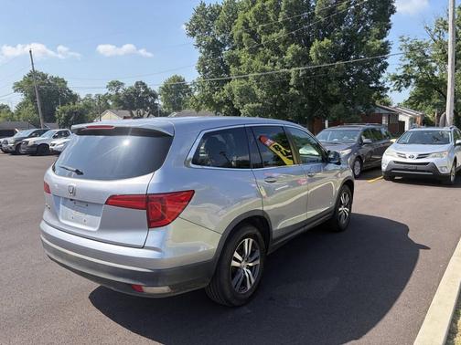 Lunar Silver Metallic 2017 Honda Pilot EX-L