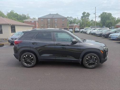 Black 2022 Chevrolet Trailblazer LT