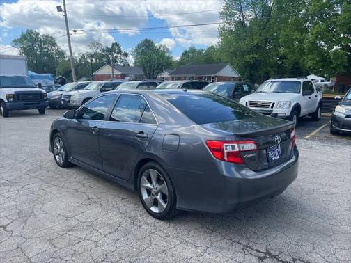2014 Toyota Camry SE