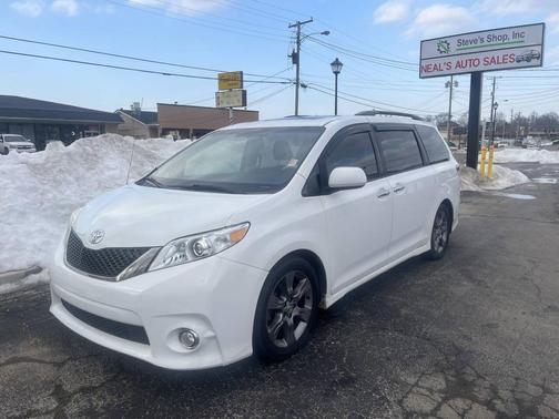 2014 Toyota Sienna SE