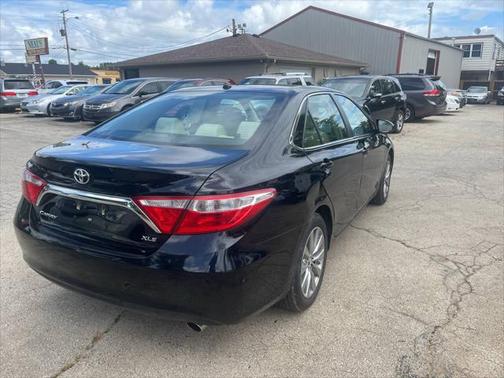 2016 Toyota Camry XLE