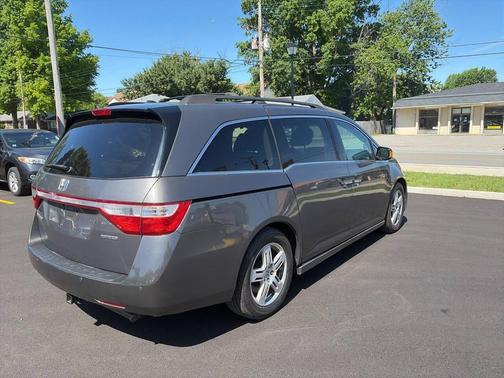 Gray 2013 Honda Odyssey Touring Elite