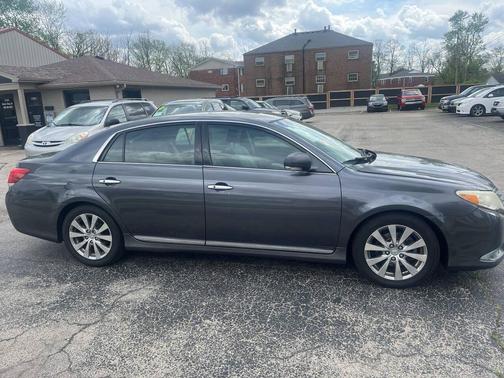 Gray 2011 Toyota Avalon Limited